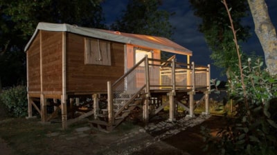 Ecolodge on piles - without toilet blocks