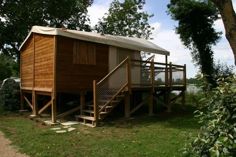 Ecolodge (Sur Pilotis) Sans Sanitaires