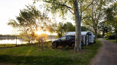 Pitch package with electricity +Edge of the Loire
