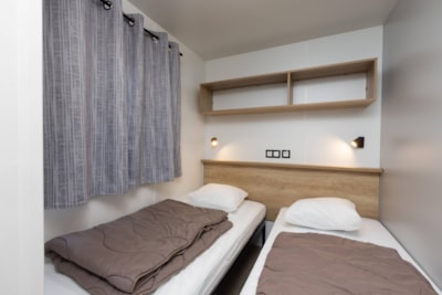 Cottage - 3 Bedrooms + TV, sheltered terrace