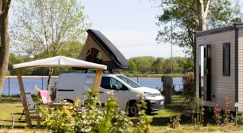 Stellplatz - Stellplatz Super Komfort Mit Sanitäranlagen - Camping L'Isle Verte