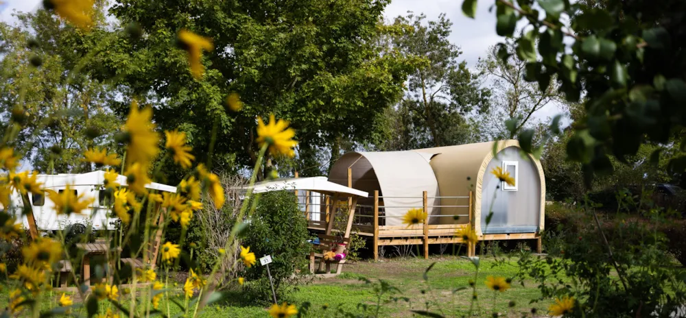 Emplacement - Forfait Emplacement Rando Famille (Sans Électricité Et Sans Véhicule) - Camping L'Isle Verte