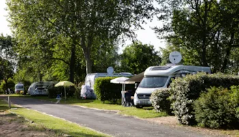 Pitch - Pitch Package Confort Electricity Included - Camping L'Isle Verte