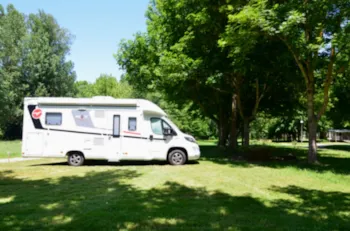 Stellplatz - Stellplatz Ohne Strom - Camping l'Ile du Pont