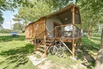 Mietunterkunft - Hütte Lodge Confort 38M² (2 Schlafzimmer) Überdachte Terrasse 8M² - Flower Camping Le Conleau