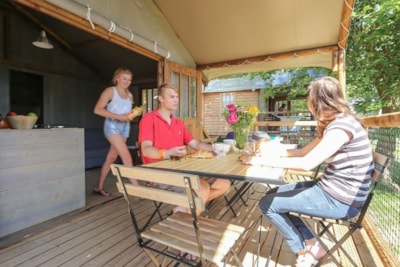 Cabin Lodge STANDARD 38m² (2 bedrooms) sheltered terrace 8m²