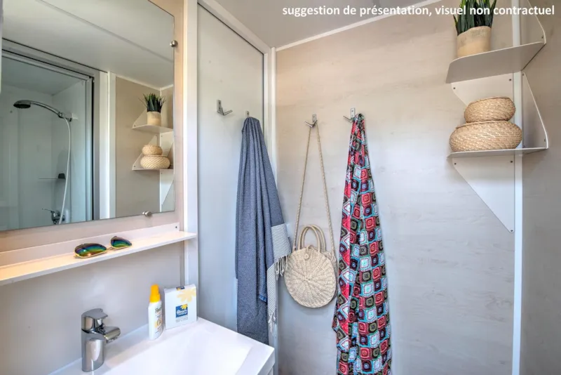 Homeflower Premium 35M² (3 Chambres) + Clim + Terrasse Semi-Couverte + Lave-Vaisselle + Tv