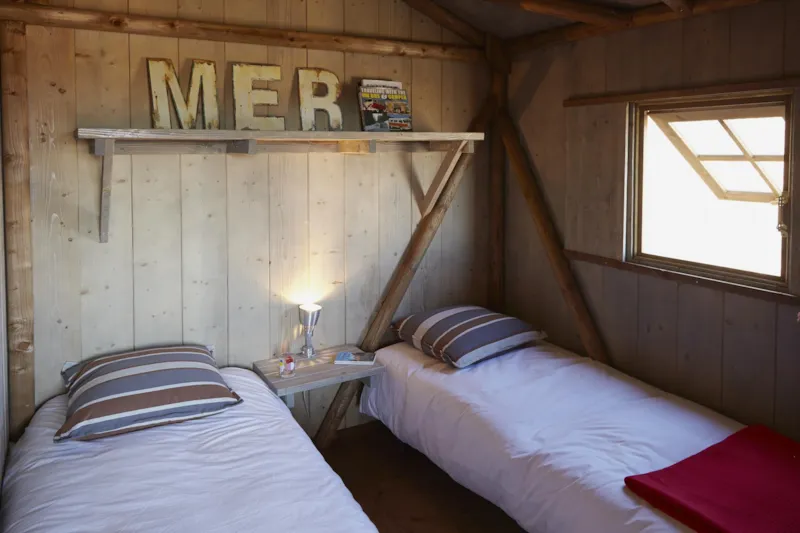 Cabane Lodge Bois Sur Pilotis Standard 38M² (2 Chambres) Dont Terrasse Couverte De 8M²