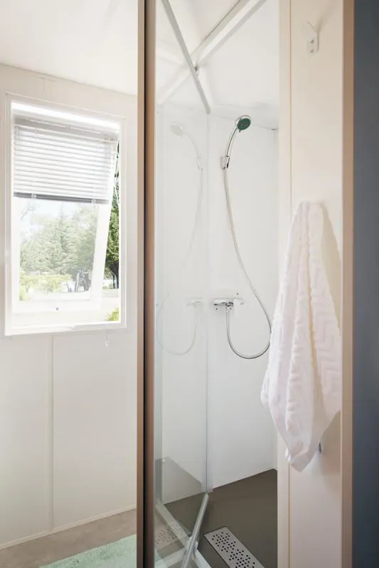 Premium Mobil-Home 36M² 4/6 P. (2 Chambres, 2 Sdb) + Terrasse Couverte