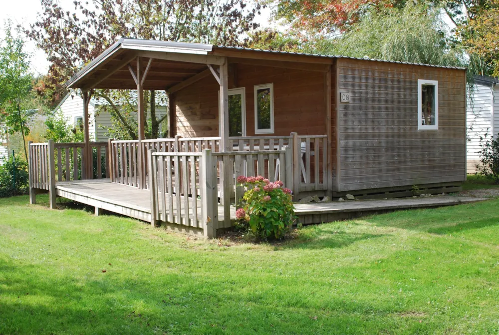 Location - Standard Chalet 24M² Pmr 2/4 P. (1 Chambre) + Terrasse Couverte - Flower Camping du Lac de La Chausselière