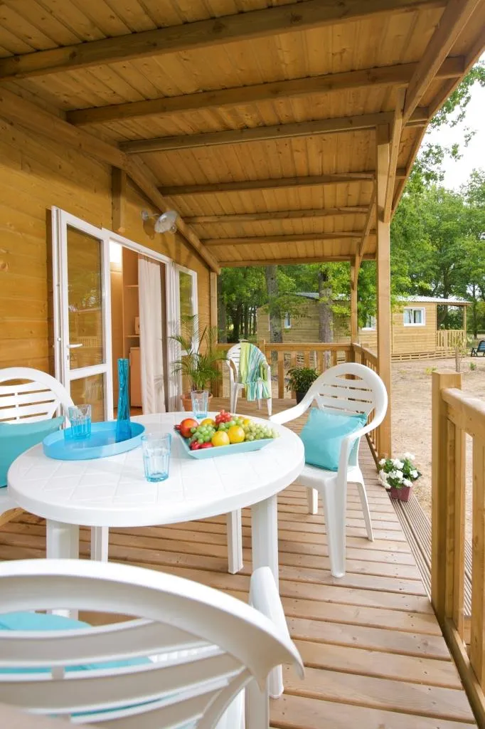 Standard Chalet 18M² 2/4 P. (1 Chambre) + Terrasse Couverte