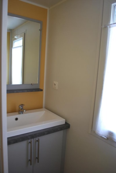 Standard  Mobile-home O'Hara 28m² 4/6 p. (2 bedrooms) + sheltered terrace