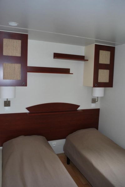 Confort Mobile-home 32m² 4/6 p. (3 bedrooms) + sheltered terrace