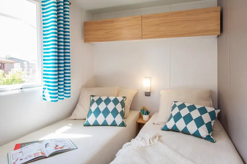 Premium Mobil-Home 32M² 6 P. (3 Chambres) + Terrasse Couverte