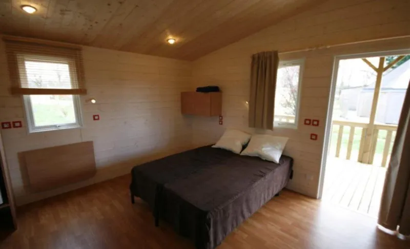 Standard Chalet 24M² Pmr 2/4 P. (1 Chambre) + Terrasse Couverte