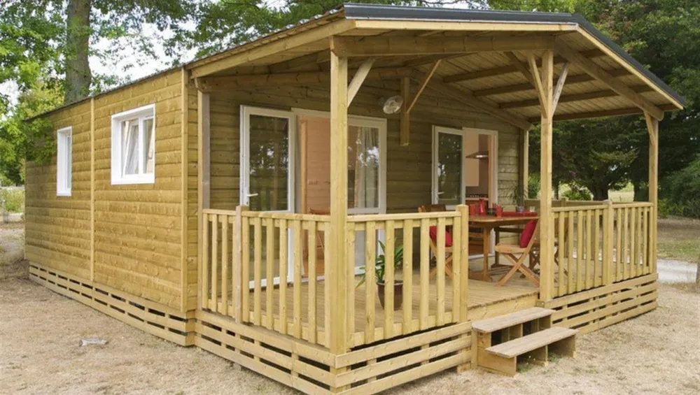 Location - Premium Chalet 42M² 4/6 P. (2 Chambres) + Terrasse Couverte - Flower Camping du Lac de La Chausselière