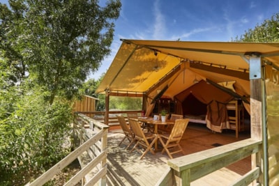 Standard Lodge Victoria  (2 bedrooms) + half covered terrace