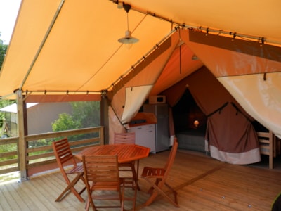 Standard Lodge Victoria  (2 bedrooms) + half covered terrace