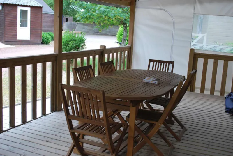 Confort Mobil-Home 36M² Pmr 4/6 P. (2 Chambres) + Terrasse Couverte