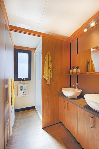 Premium Chalet Ottawa 33m² 6 p. (3 bedrooms) + sheltered terrace