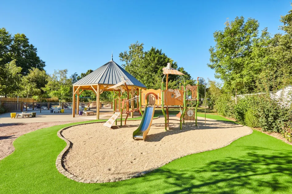 Flower Camping du Lac de La Chausselière