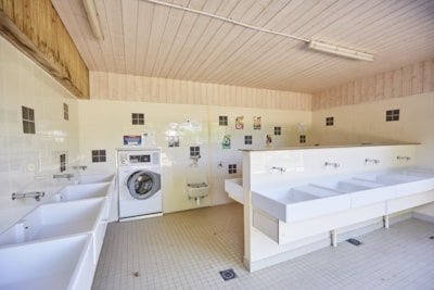 Standard Lodge Victoria  (2 bedrooms) + half covered terrace