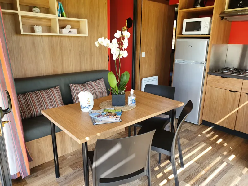 Premium Chalet Nouméa 25M² 5 P. (2 Chambres) + Climatisation + Terrasse Couverte