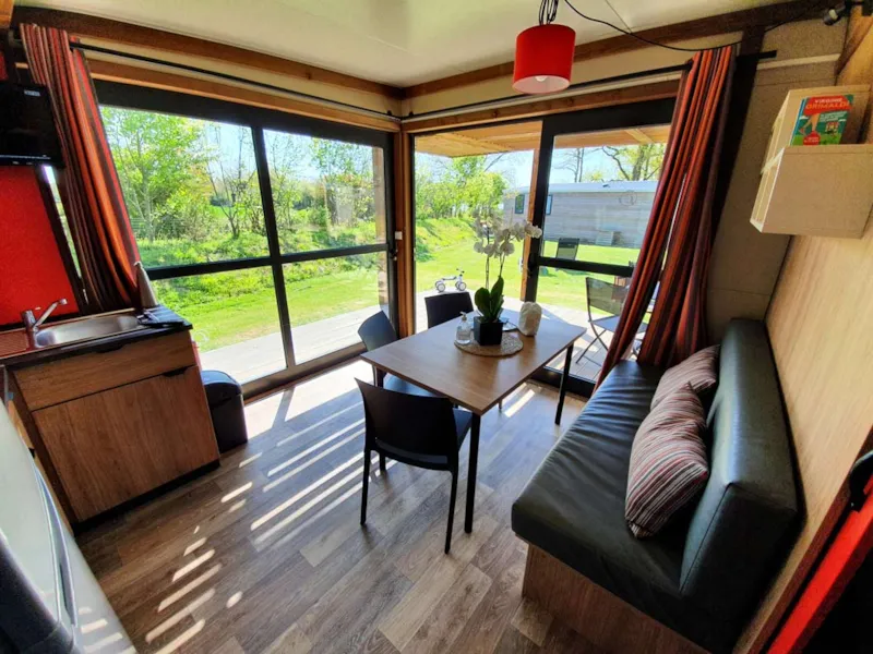 Premium Chalet Nouméa 25M² 5 P. (2 Chambres) + Climatisation + Terrasse Couverte