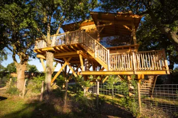 Mietunterkunft - Premium Baumhaus 30M² + Halb Überdachter Terrasse Von 30M² - Flower Camping du Lac de La Chausselière