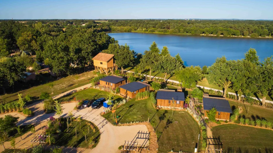 Flower Camping du Lac de La Chausselière