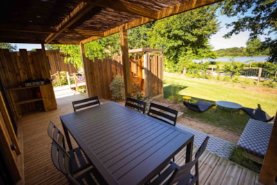 Premium Chalet Camélia - 33 m² (3 bedrooms) + Air conditioning + XXL covered terrace