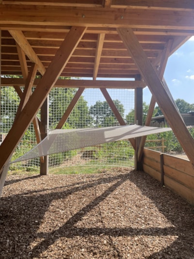 Premium Treehouse with Spa -30m²+ 30m² terrace+ Air conditioning + Beds made on arrival