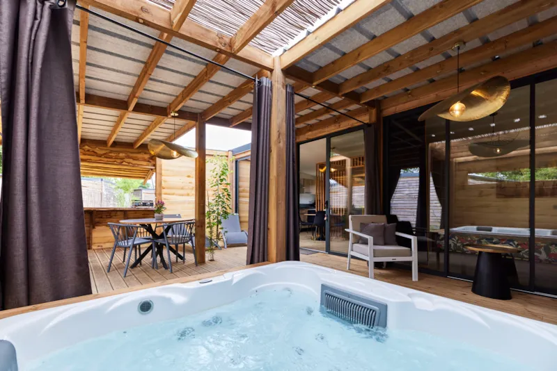 Premium Cabane Côté Nature Avec Spa 35M² 5 P. (2 Chambres) + Climatisation + Terrasse Couverte
