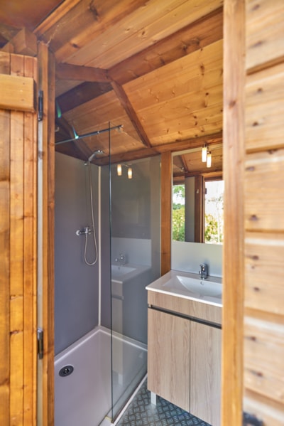 Package Premium Freecamp Guinguette - with private facilities + Kitchen