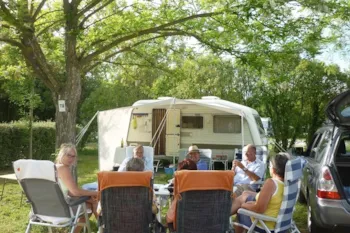 Stellplatz - Pauschale 2 Person : Stellplatz : Auto + Zelt/Wohnwagen Oder Wohnmobil - Camping Durance - Luberon