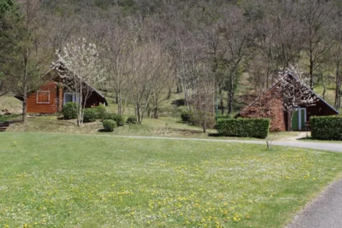 Huuraccommodatie(s) - Chalet Colchique 40 - image n°2 - CAMPING LA COMBE D'OYANS