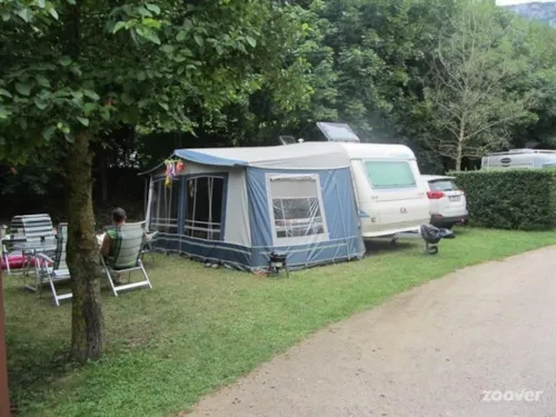 Emplacement - Forfait Emplacement Cat.3 Jaune - image n°1 - CAMPING LA COMBE D'OYANS