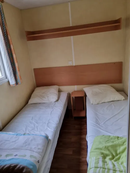 Accommodation - Mobile-Home Cerise 42 - image n°6 - CAMPING LA COMBE D'OYANS
