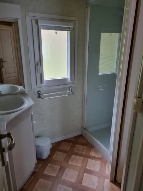Location - Mobil Home Myrtille 45 - image n°4 - CAMPING LA COMBE D'OYANS