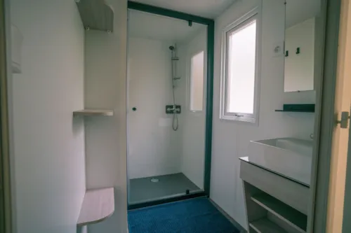 Accommodation - Mobile Home Prune 46 - image n°6 - CAMPING LA COMBE D'OYANS