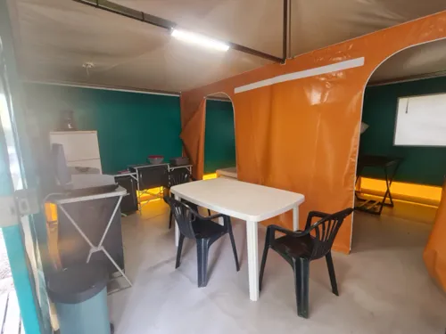 Huuraccommodatie(s) - Canvas Bungalow - 2 Slaapkamers - image n°2 - CAMPING LA COMBE D'OYANS