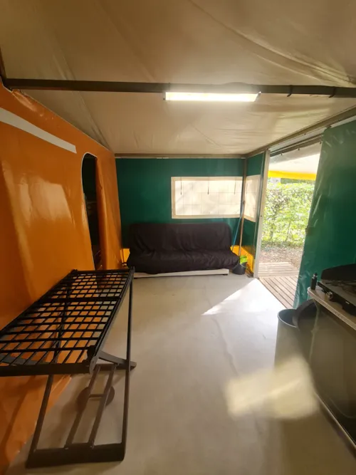 Huuraccommodatie(s) - Canvas Bungalow - 2 Slaapkamers - image n°5 - CAMPING LA COMBE D'OYANS