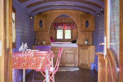 Gipsycar*** 25m²