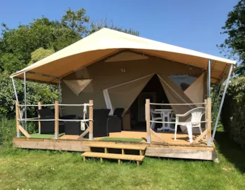 Mietunterkunft - Lodge-Zelt Standard - 2 Zimmer - Camping Le Kervastard