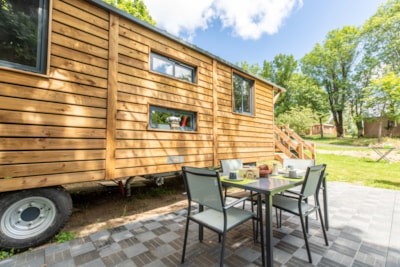 CARAVAN - 2 BEDROOMS — 2