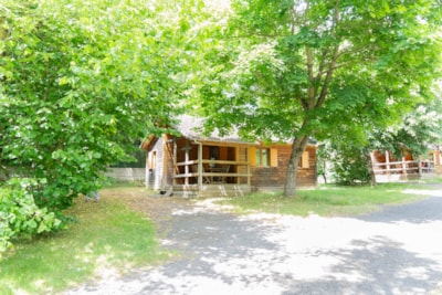 CHALET - 2 BEDROOMS — 9