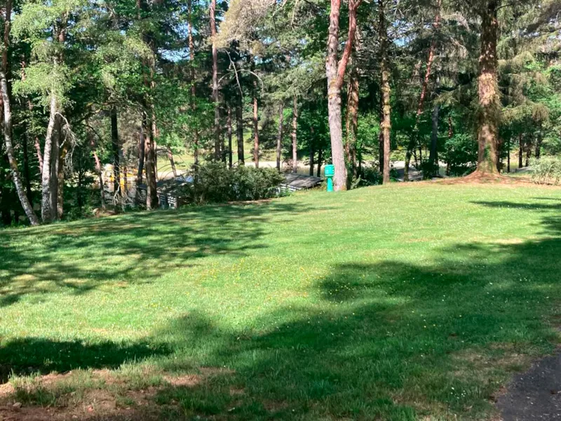 Emplacement Tente Ou Caravane Ou Camping Car + Voiture - Tarif 1 Pers.