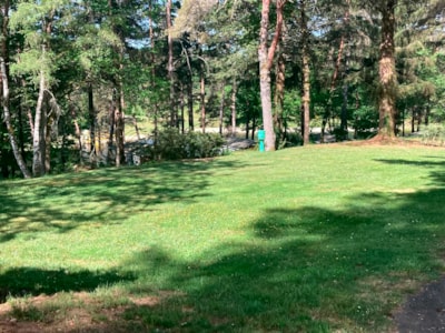 Hiker/cyclist - tent pitch — 2