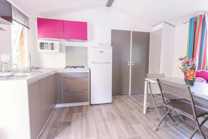 Mobil-Home Confort 26M² - 2 Chambres + Tv + Terrasse En Bois Semi Couverte