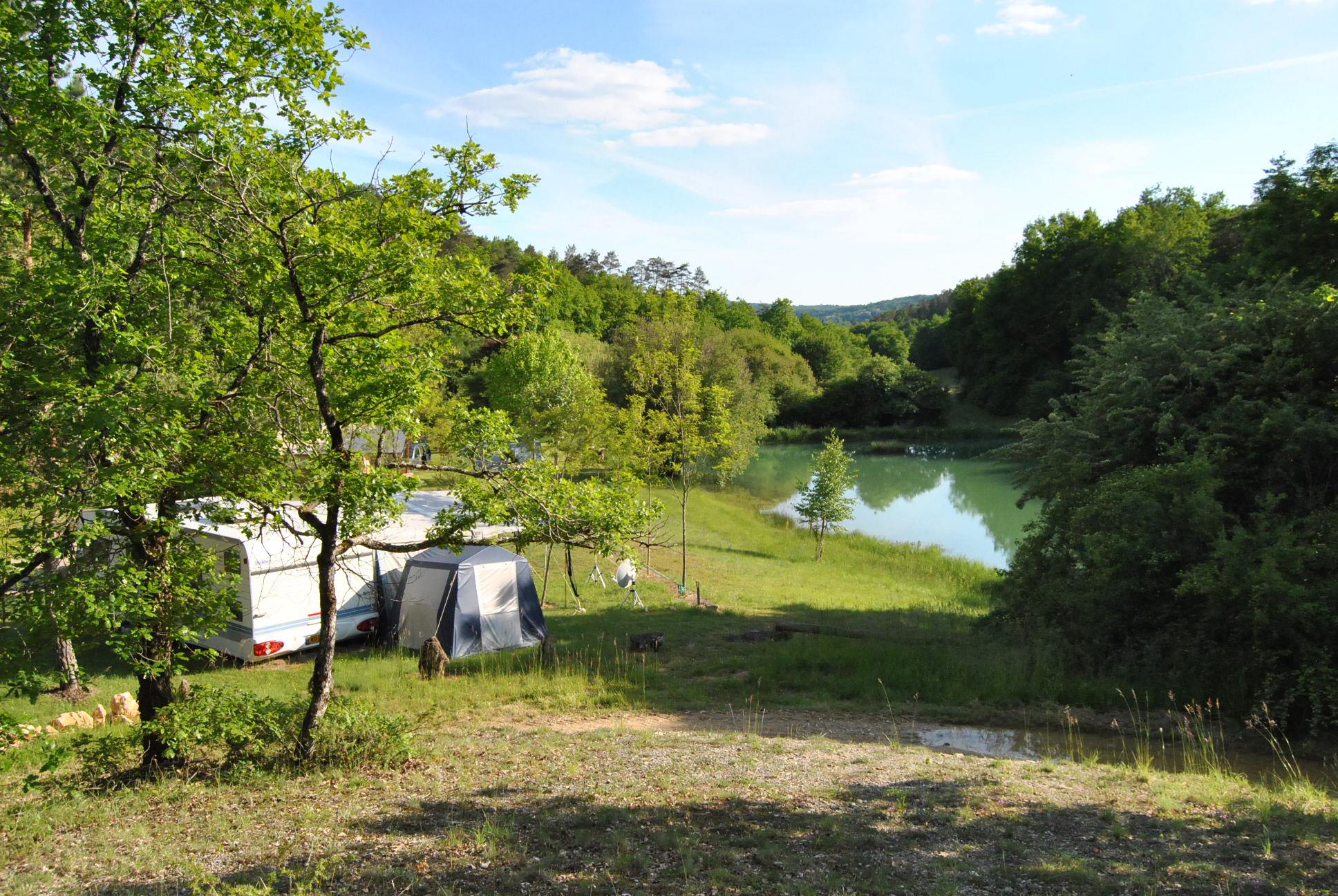 Pitch - Privilege Pitch - - Camping La Castillonderie